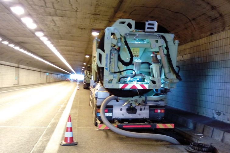 Saugbagger Eltville - Tunnelbau